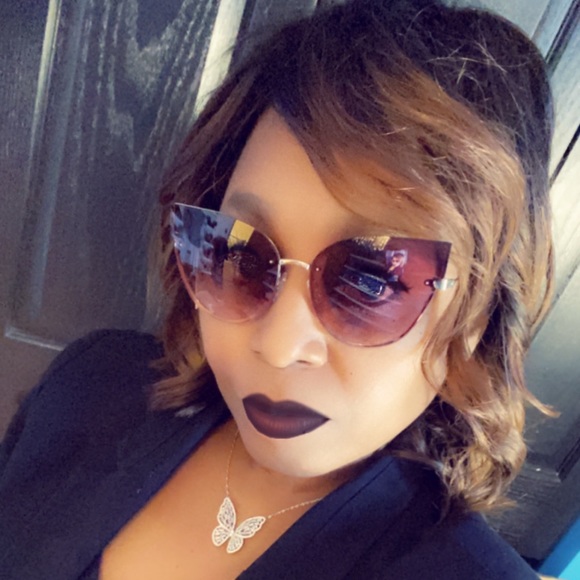 BCBGMAXAZRIA "Vixen" Metal Sun Glasses - Picture 2 of 6